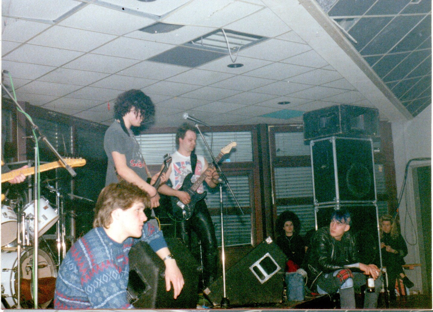 Flowers of Evil: Z Bernhausen, 27. März 1991 (1)
